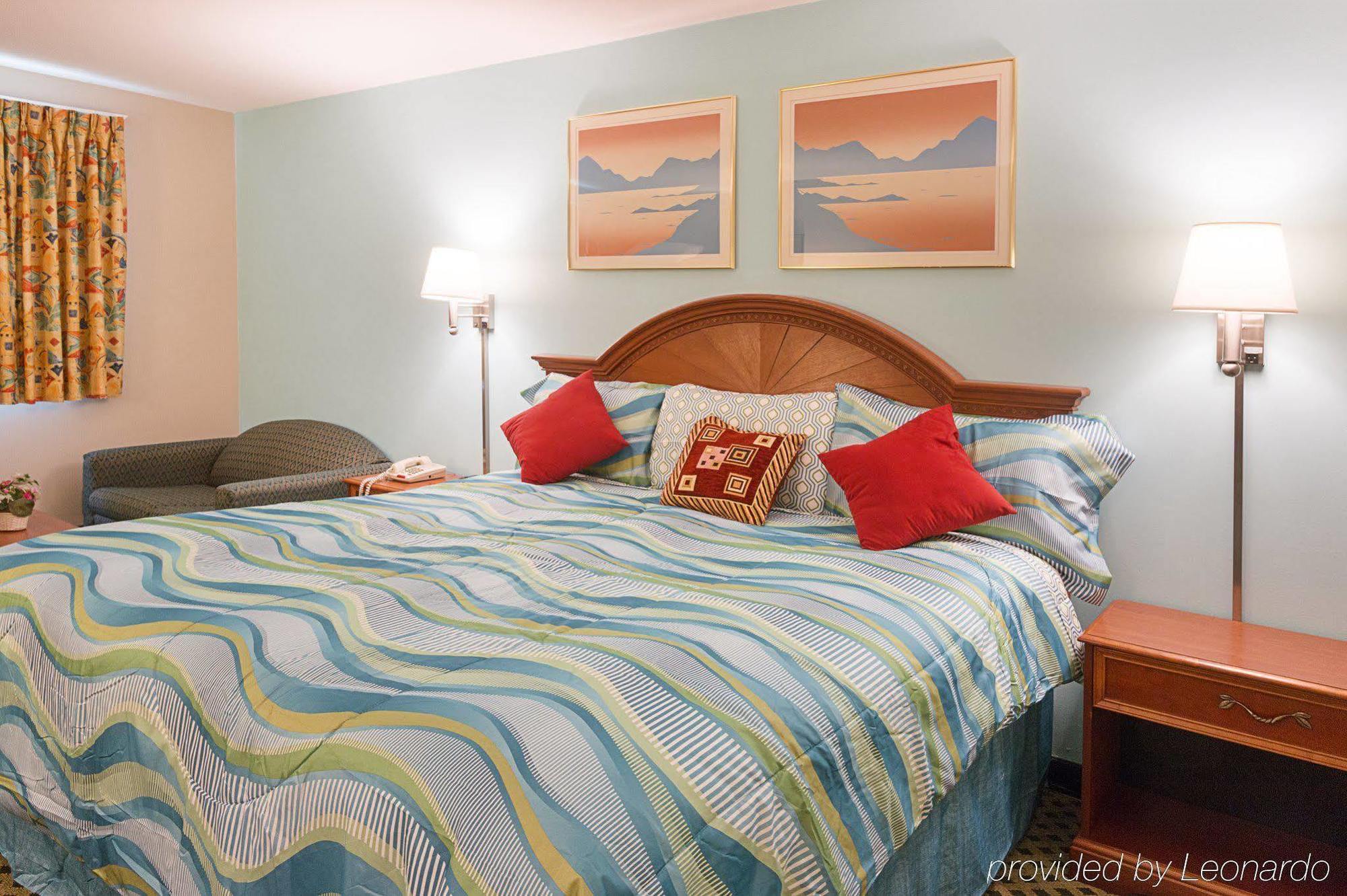 Rodeway Inn Milford - I-84 Екстер'єр фото